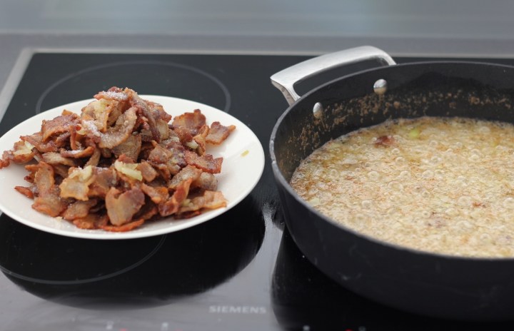 sipulit_paahtuvat_laskisoosissa (1280x825)