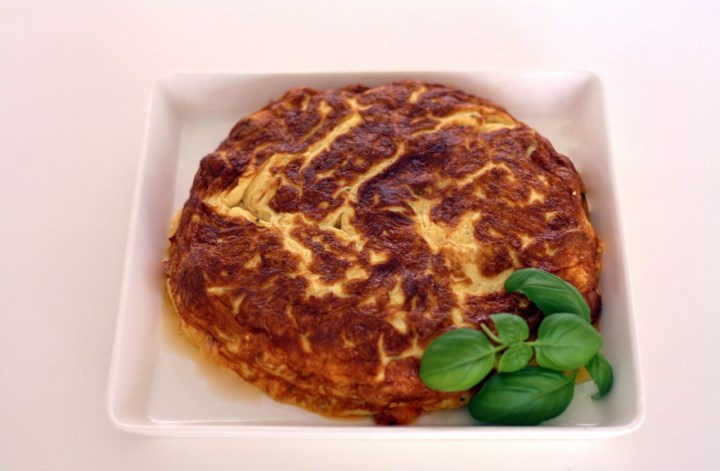 aurinkokuivattutomaattimakkaramunakas (1280x839)