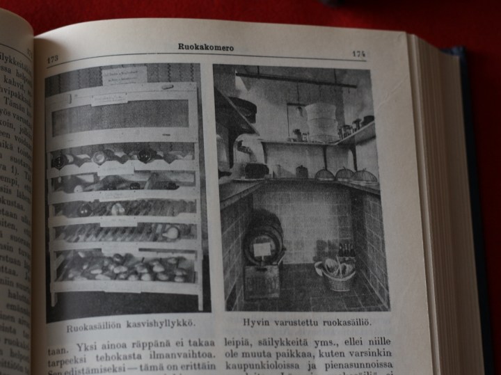 emannan_tietokirja2 (1280x959)