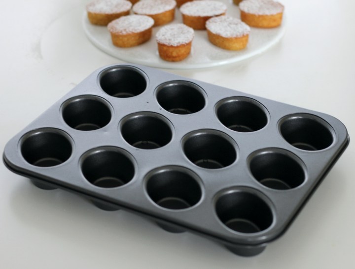 financier_leivokset_ja_vuoka (1280x974)