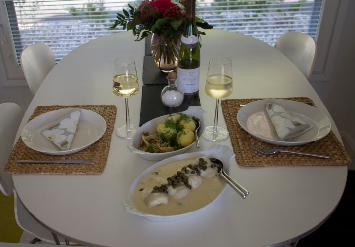 kuharullat_vermuttikastikkeessa_4p (1280x892)