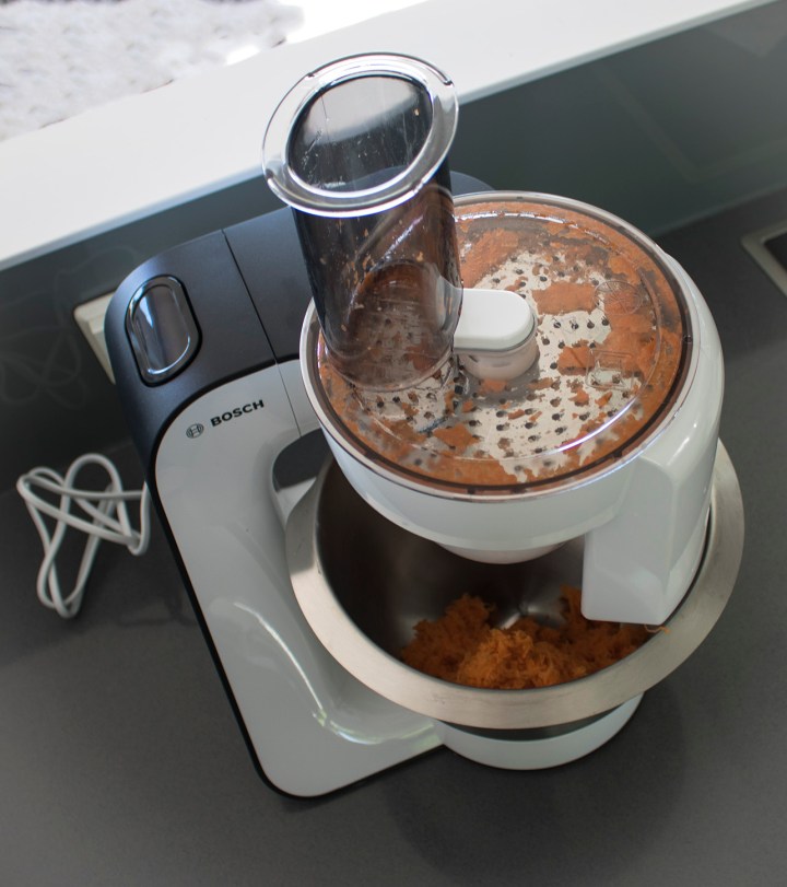 bosch_MUM52_vihannesleikkuri